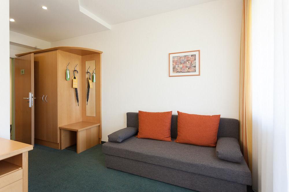 Parkhotel Hirschwang Reichenau an der Rax Luaran gambar